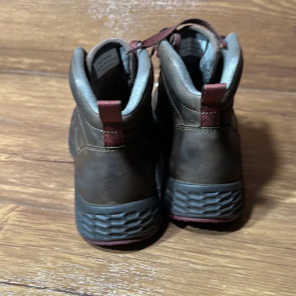 Rockport Hydro shield water proof men’s boot size 7M